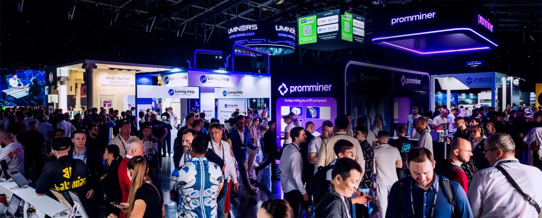 A packed expo aisle